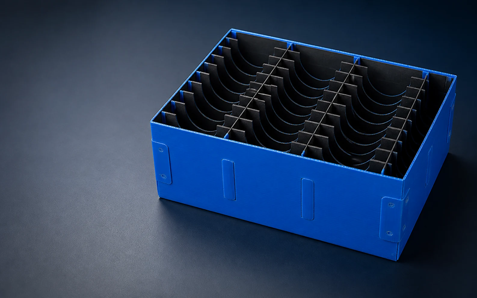 Reusable corrugated polypropylene divider packaging holding industrial components
