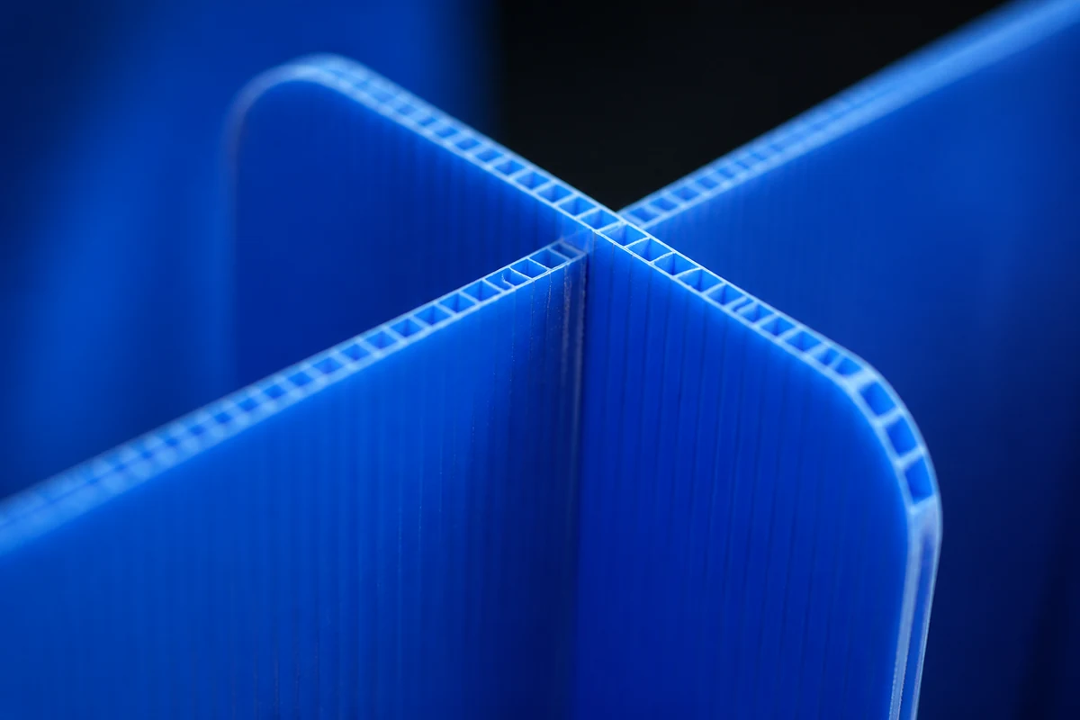 Industrial Packaging Solutions Twinwall polypropylene divider joint and flute structure